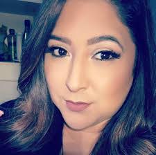 Diane Rivas's Instagram, Twitter & Facebook