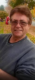 Incumbent City Commissioner Harris does an about face and decides in the  11th hour not to run for a second term. Perhaps he finally realized, in his  capacity as a realtor and