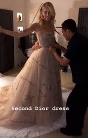Chiara ferragni married her longtime love, italian rap superstar federico leonardo lucia aka fedez, this past weekend in noto, italy in what may just be the most epic wedding of 2018. Stefano Gabbana Labels Blogger S Dior Bridal Gown Cheap Daily Mail Online
