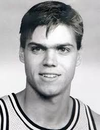 Aaron Richartz's Instagram, Twitter & Facebook