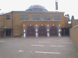 Chesham town hall is a filming location for a task in series 2. Chesham Familypedia Fandom