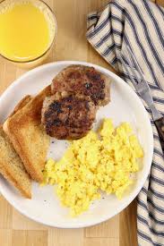 Delicious Homemade Breakfast Sausage Is So Simple To Make At Home A Simple Mixture Of Ground P Homemade Breakfast Sausage Homemade Breakfast Sausage Breakfast
