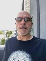 Sean Killian's Instagram, Twitter & Facebook