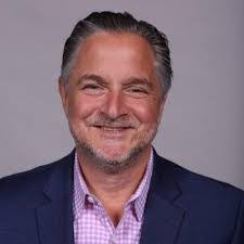 Chris Collis's Instagram, Twitter & Facebook