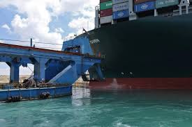 انباء عن قرب تعويم السفينه الجانحه قي قناة السويس. Pa8mebqw An5rm