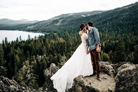 Is A Tahoe Elopement For You Lake Tahoe Lake Tahoe Wedding Winter Lake Tahoe Weddings Tahoe Winter Wedding