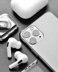 Pin On Fee Iphone 11 Giveaway
