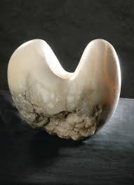 Archaeologists and the stone processing industry use the word differently from geologists. Agnes Naber Alabaster Skulpturen
