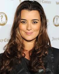 Přivítejme naše nové členy! Cote de Pablo private chat , Caster Olivia,  Cote de Pablo , Angirai Panganai, Ola Monday, Cote De Pablo, Cote De Pablo  Lovely, Cote De Pablo, Cote de