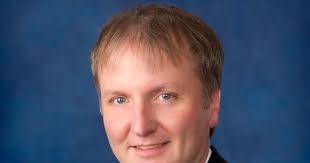 Douglas Kuntz's Instagram, Twitter & Facebook