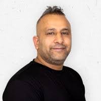 Freddie Strange's Instagram, Twitter & Facebook