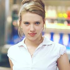 Scarlett Johansson ✓