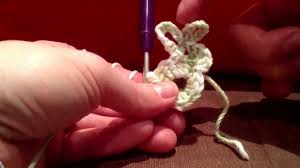 Viel spaß bei der osterhäkelei! Annies Diy Osterhasen Applikation Hakeln Anleitung Youtube