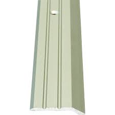 Sockelleisten bilden generell den abschluss ihrer bodenverlegung. Teppich Leisten Online Kaufen Bei Obi