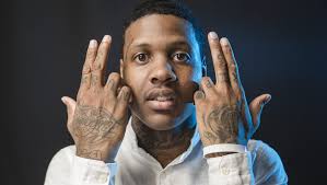 • lil durk and his baby mama got into it via social media over their parenting skills. Dqy6axnomsopwm
