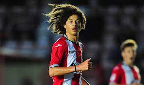 Chelsea wonderkid ethan ampadu has made the breakthrough this season but how good can he become? Chelsea Transfer News Blues Sign Exeter City Teenager Ethan Ampadu Football Sport Express Co Uk