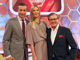 Both families have successfully run property development and interior design companies in marbella for over 30 years. Schweini Freundin Sarah In Dalli Dalli Jury Film Tv Serien