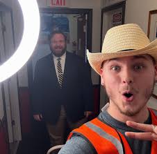 Bigs and Littles! Passing down the values, experiences, and friendships  that make Theta Chi more than just a fraternity. Congratulations to all the  brothers who received a little and to our pledges