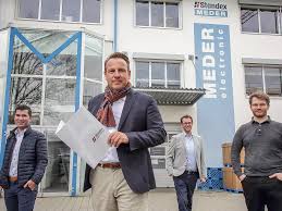 Singen/welschingen: Das war's im Singener Süden: Technikfirma siedelt  Firmensitz und 110 Arbeitsplätze ins Welschinger Gewerbegebiet um