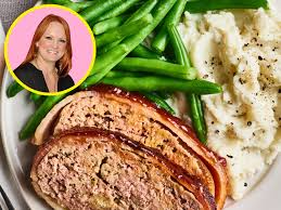 Kosher salt, shallot, coarsely ground black pepper, capers, chopped chives and 5 more. Pioneer Woman S Meatloaf Recipe Review Kitchn