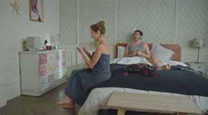 Cette fonctionnalité vous permet de visionner votre contenu hors connexion, et d'assurer une bonne qualité de visionnage pour les faibles débits. Fanny Veut Faire Craquer Cesar Jacob Pret A Echanger Camille Vs Lucie Plus Belle La Vie 15 Fevrier 2021 Episode 4216 Plus Belle La Vie Nouveautes Tele Com