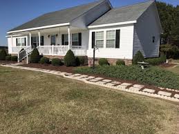 We are here to lend a hand in each and every aspect of your residential or commercial landscape property. Lawn Care Maintenance Company Goldsboro Wilson Greenville Nc