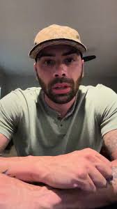 #mafia #howardbeach i miss my friend vinny he was a good kid its crazy how  all my friends are dead or serving life or missing what a crapy life i hope  people can listen to me and learn i been through ...