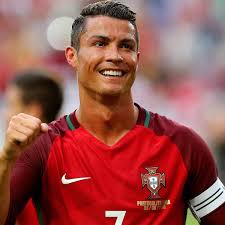 Dann bist du hier bei unisport genau richtig! Em 2016 Cristiano Ronaldo Startet Mit Portugal Die Jagd Auf Den Titel Eurosport