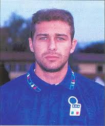 1994 joker italian league #120 antonio conte. Antonio Conte Italia 1994 Futebol Italia Postura