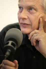 Bob Edwards, radio host who built NPR's 'Morning Edition,' dies at 76