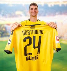 Thomas meunier (dortmund) a jeho profil na flashscore.sk. Borussia Dortmund Bonjour Thomas Der Belgische Nationalspieler Thomas Meunier Wechselt Zur Neuen Saison Aus Paris Zu Borussia Dortmund Meunier24 Facebook