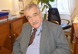 Byl bych rád, kdyby rusko s námi nezacházelo jako s bývalou kolonií. How I Got There Karel Schwarzenberg Huffpost