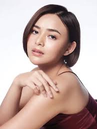 Gaya model rambut satu ini sering dilakukan oleh pria kebanyakan dengan potongan samping dan memilki garis yang jelas. 10 Inspirasi Gaya Rambut Pendek Seleb Indonesia Yang Jadi Tren Kecantikan Asia Beauty Fimela Com