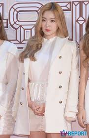 Top Female Idols Compete For The Title Of Top Visual In White Dresses Koreaboo Velvet Clothes Red Velvet Dress Red Velvet Irene