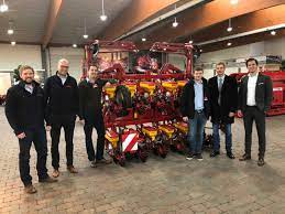 Mehr erfahren über bernhard vogelsang. Kooperation Landmaschinen Fur Die Forschung Fh Munster