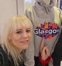 When we were brainstorming ideas for where to shoot the video for our new  single (our first new release for a year! A virtual eternity for a cat like  me) there was