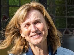 Fiona Bruce injury: What happened to her arm?