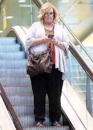 The pm and tracy grimshaw: Tracy Grimshaw Goes Makeup Free As She Strolls Through Sydney Airport Daily Mail Online