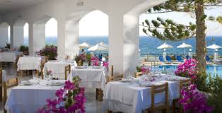 Das hotel maritimo besteht aus 11 individuellen gebäuden, die in einen herrlichen, großzügig angelegten. Maritimo Beach Hotel Kreta Migros Ferien