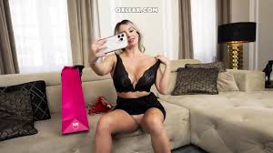 Big Boobs Shopping Haul - Tatiana Alvarez ( Kourtney Love ) - EPORNER