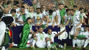 Suivez le classement de coupe d'afrique des nations en direct pour la saison 2019 : Classement Fifa 2019 Le Senegal Sur Le Toit De L Afrique Bbc News Afrique