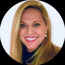 Natalie Hollis's Instagram, Twitter & Facebook