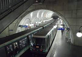 We did not find results for: Elle Filme Un Homme Se Masturbant Devant Elle Dans Le Metro Une Enquete Ouverte Elle