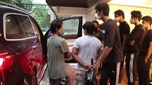 Reportedly, he has gifted the gls600 to his son aryaan. Sonu Sood S Fathers Day Gift An Eye Catching Expensive Gift For A Son Rs With 2 5 Crores The Post Reader