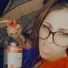 Brandi Cunningham (@littlemisstorm)