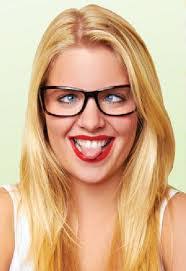 Traci Mendoza's Instagram, Twitter & Facebook