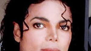 Sa jeunesse sacrifiée d'enfant star, michael jackson l'évoque dans cet enregistrement, il rêvait quelque semaines avant sa mort de créer un hôpital pour enfants malades, grâce aux recettes de l'immense tournée qu'il préparait. Michael Jackson This Is It Le Film Sur Les Coulisses Et Les Repetitions De Sa Tournee Ladepeche Fr