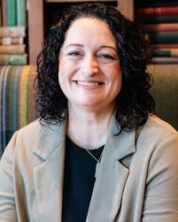 Anna Donaldson's Instagram, Twitter & Facebook