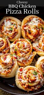 Cheesy Bbq Chicken Pizza Rolls Recipe Bbq Cheesy Chicken Pizza Rezept Roll The Post Cheesy Bbq Chicken Bbq Chicken Pizza Pizza Roll Recipe Chicken Pizza