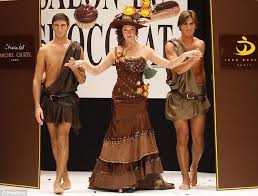 Pin By Miko Stokes On Modern Roman Male Clothing Greek Clothing Chocolate Fashion Roman Fashion